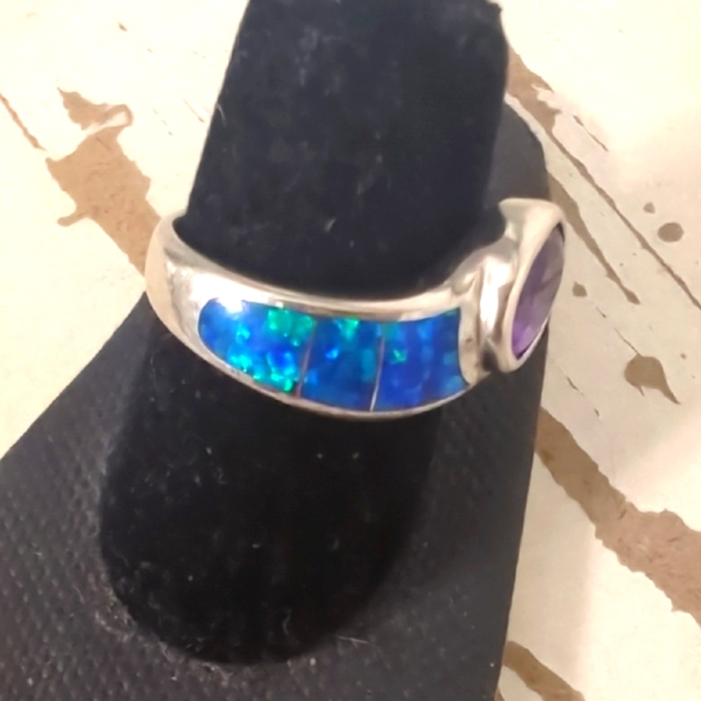 Vintage Sterling Silver Amethyst & Opal Inlay Ring – Size [ 6 ] - Picture 5 of 7